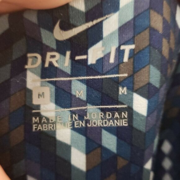 Nike Dri Fit Geometric Capri Athletic Leggings - Picture 7 of 10